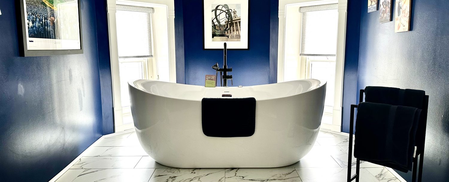 Nittany Blue Room tub